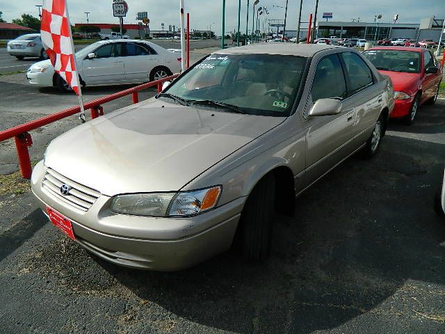 Toyota Camry 1998 photo 4