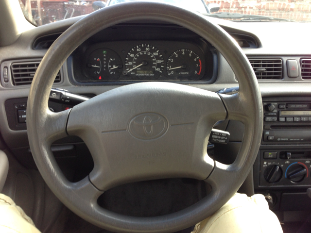 Toyota Camry 1998 photo 2