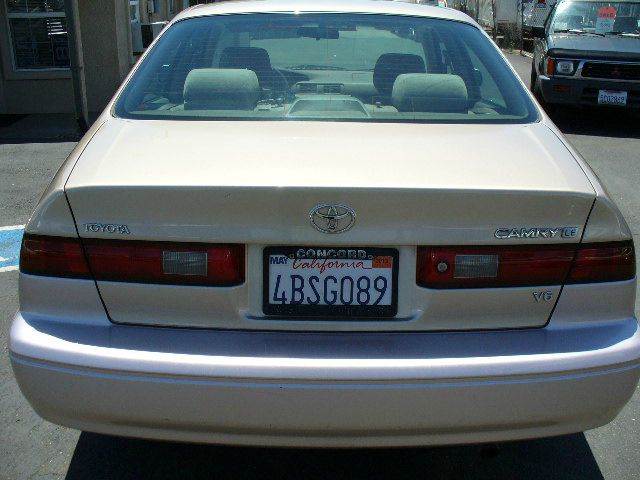 Toyota Camry 1998 photo 14