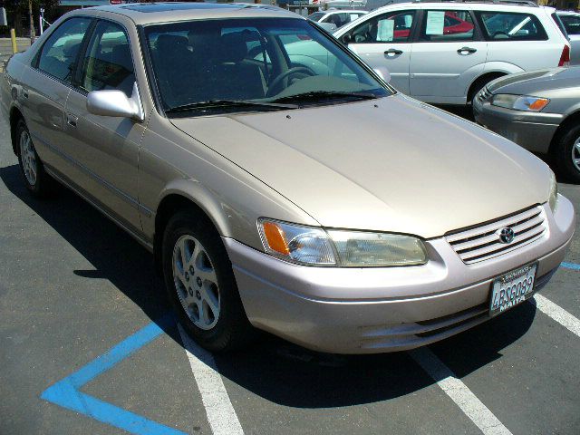 Toyota Camry 1998 photo 16