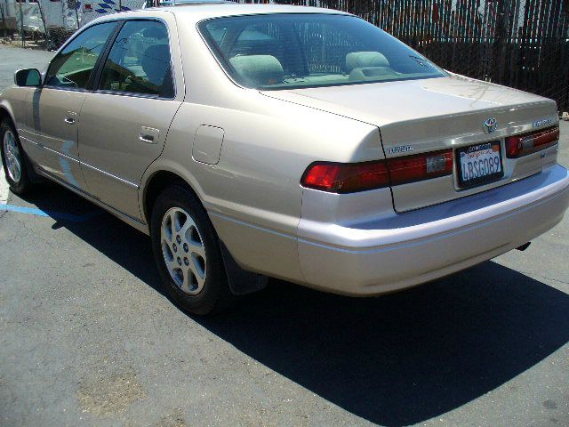 Toyota Camry 1998 photo 18