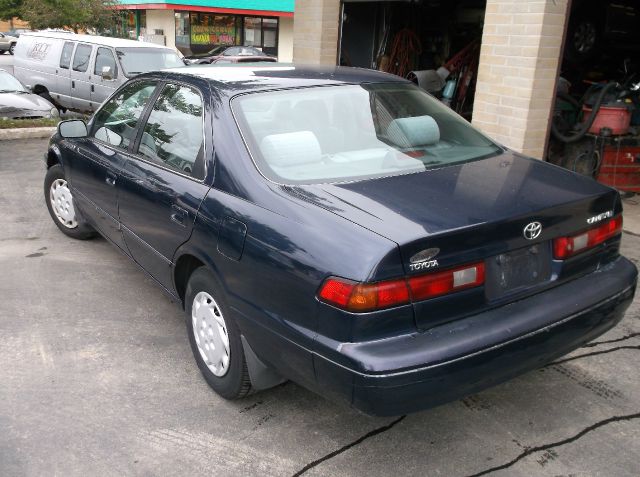 Toyota Camry 1998 photo 2