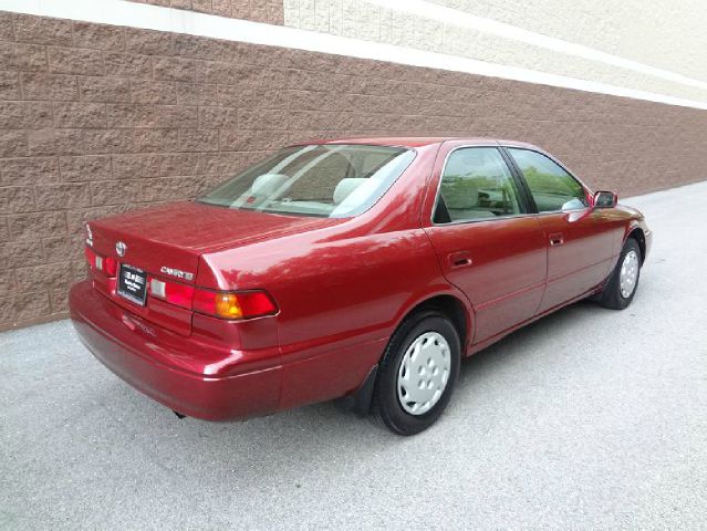 Toyota Camry 1998 photo 2