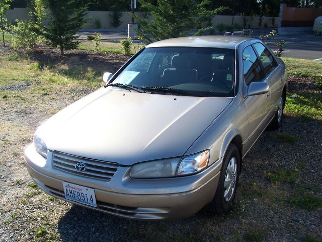 Toyota Camry 1998 photo 2