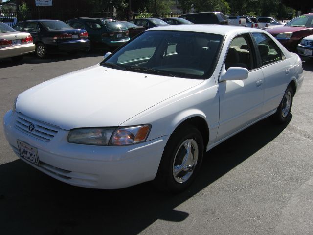 Toyota Camry 1998 photo 4