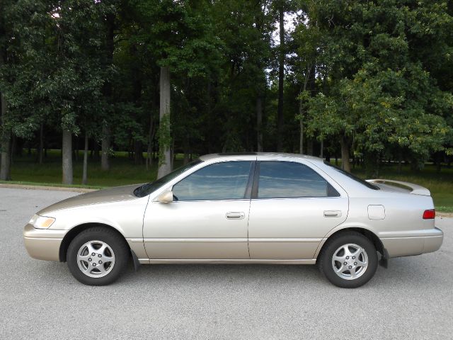 Toyota Camry 1998 photo 2