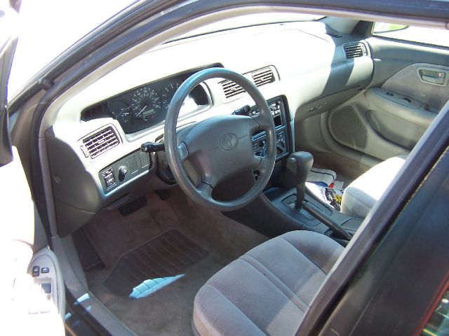 Toyota Camry SEL Sport Utility 4D Sedan