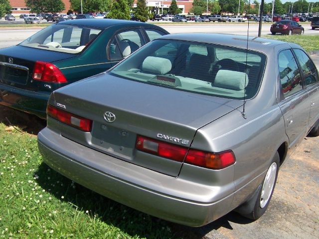 Toyota Camry 1998 photo 2