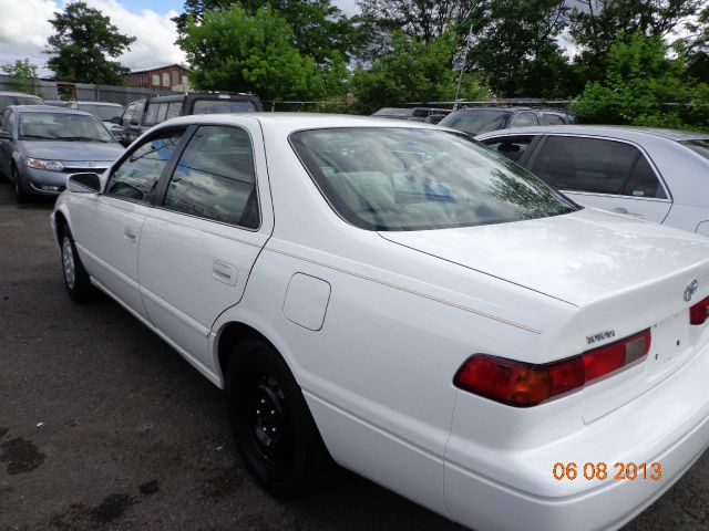 Toyota Camry 1998 photo 6