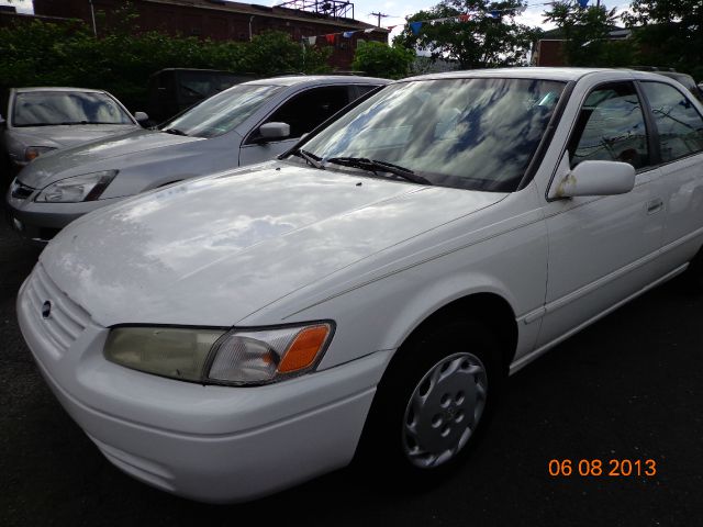 Toyota Camry 1998 photo 9