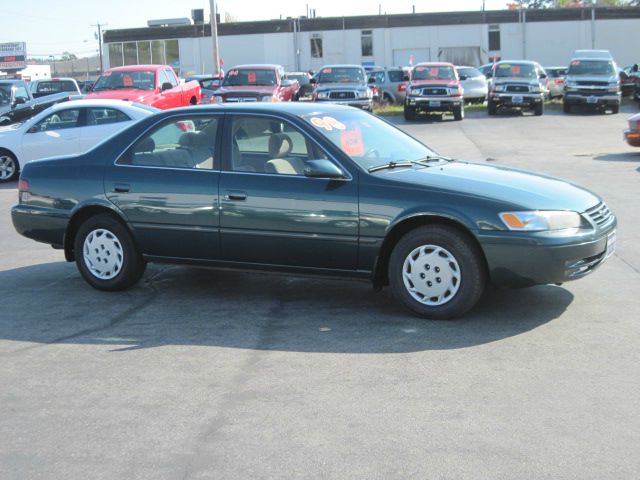 Toyota Camry 1998 photo 2