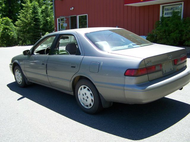 Toyota Camry 1998 photo 3