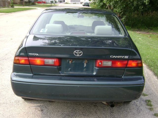 Toyota Camry 1998 photo 1