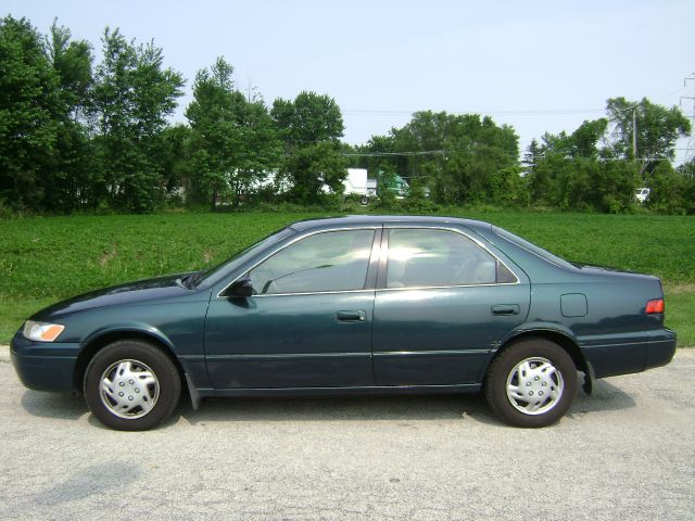 Toyota Camry 1998 photo 3