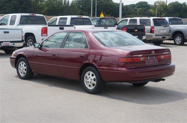 Toyota Camry 1998 photo 2