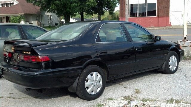 Toyota Camry 1998 photo 2