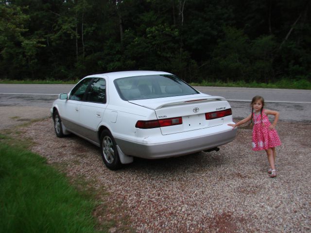 Toyota Camry 1998 photo 1