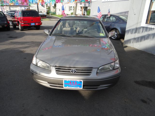 Toyota Camry 1998 photo 2