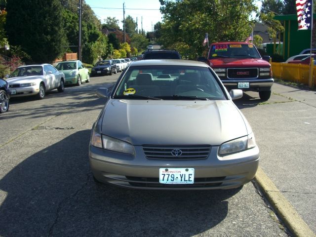 Toyota Camry 1998 photo 2