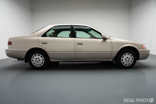 Toyota Camry 1998 photo 2