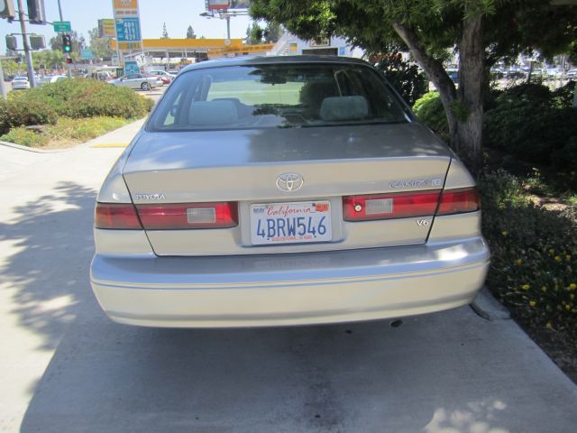 Toyota Camry 1998 photo 1