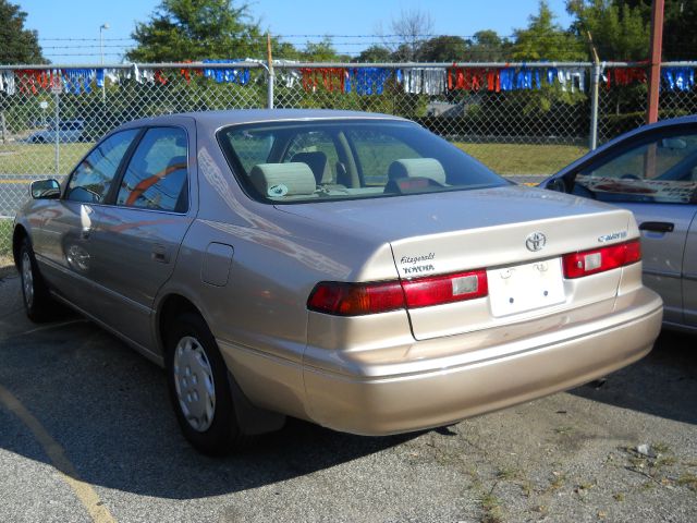 Toyota Camry 1998 photo 1