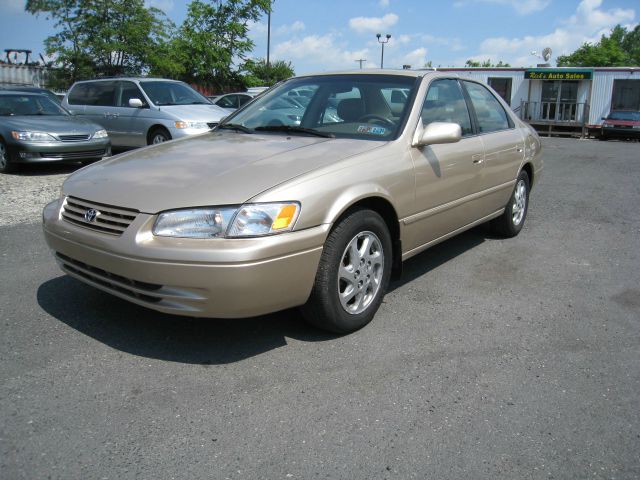 Toyota Camry 1999 photo 2