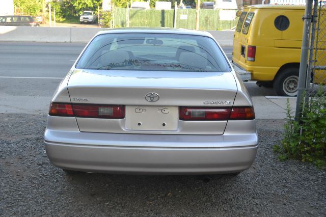 Toyota Camry 1999 photo 1