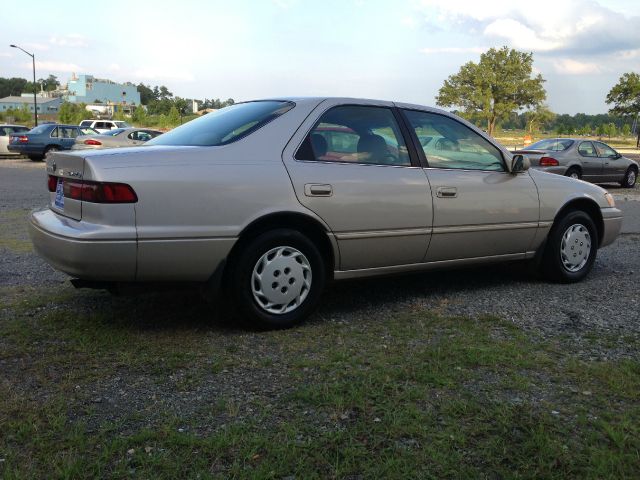 Toyota Camry X Sedan