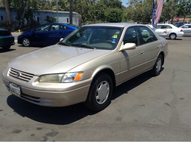 Toyota Camry 1999 photo 3