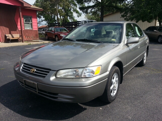 Toyota Camry 1999 photo 1