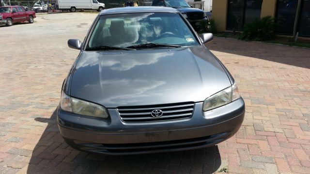 Toyota Camry 1999 photo 1