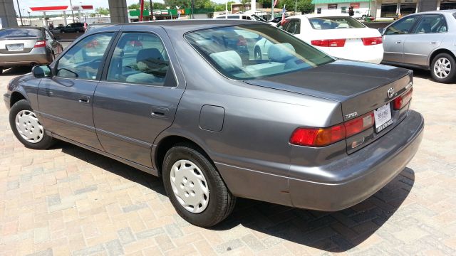 Toyota Camry 1999 photo 3