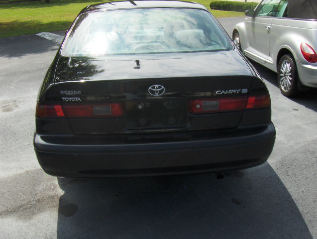 Toyota Camry SEL Sport Utility 4D Sedan