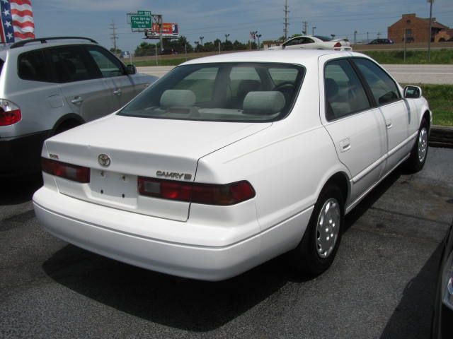 Toyota Camry 1999 photo 1