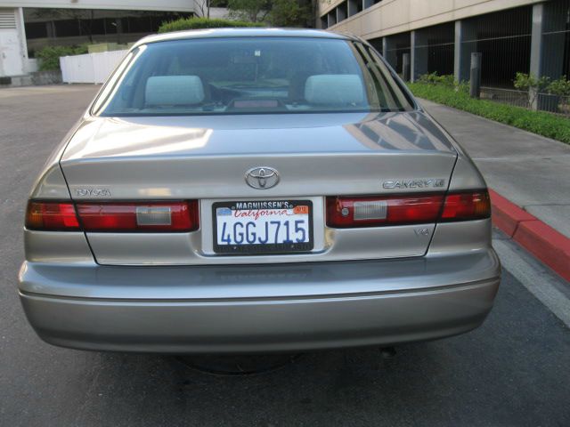 Toyota Camry Enthusiast 2D Roadster Sedan