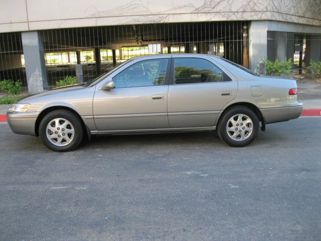 Toyota Camry 1999 photo 13