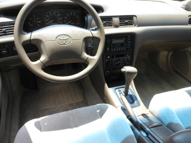 Toyota Camry 1999 photo 2