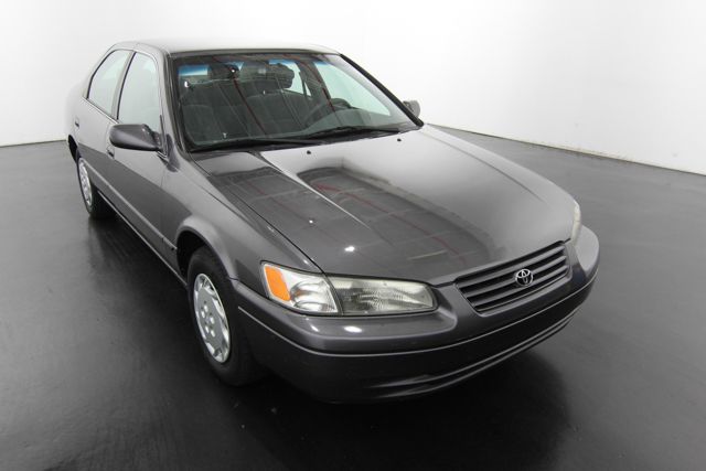 Toyota Camry 1999 photo 1