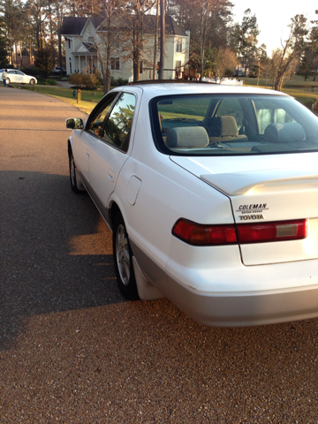 Toyota Camry Enthusiast 2D Roadster Sedan