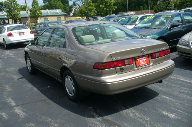 Toyota Camry 1999 photo 3