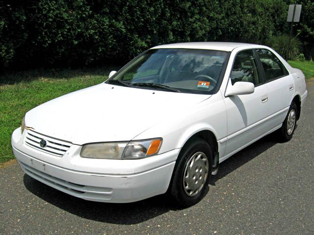 Toyota Camry 1999 photo 2