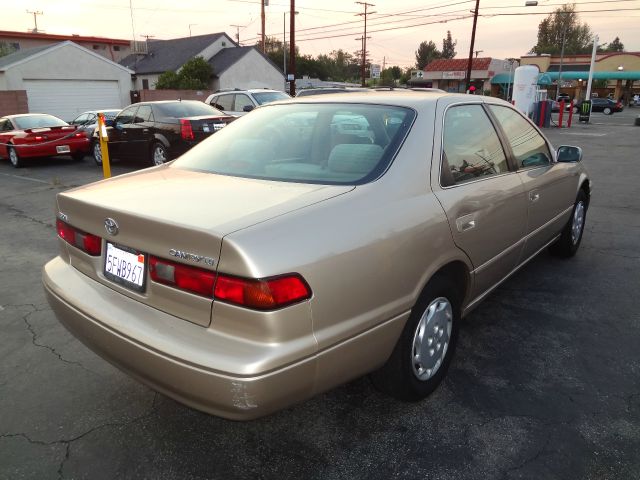 Toyota Camry 1999 photo 10