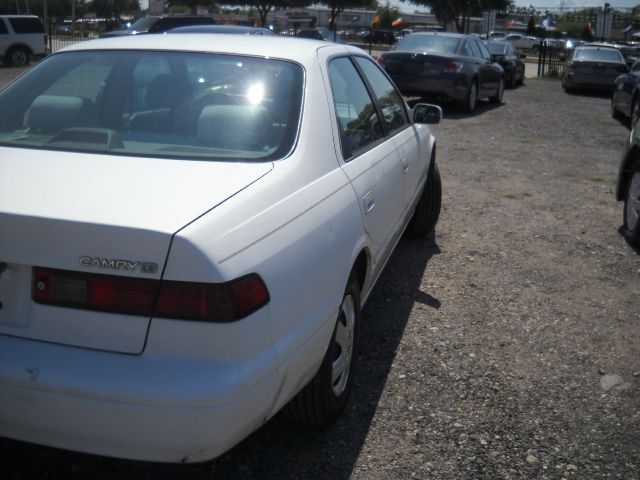 Toyota Camry 1999 photo 2