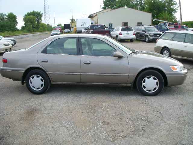 Toyota Camry 1999 photo 2