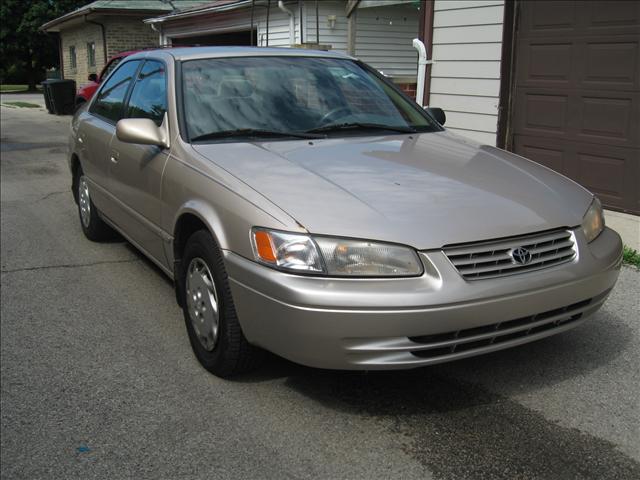 Toyota Camry 1999 photo 1