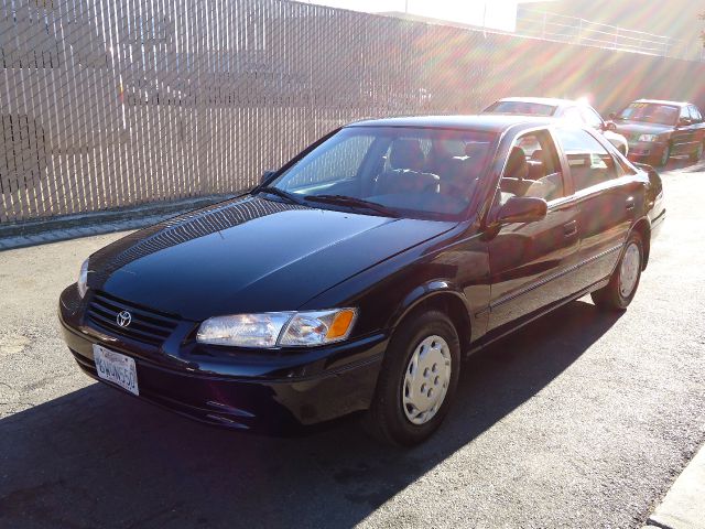 Toyota Camry 1999 photo 2