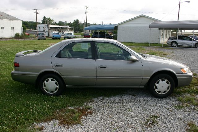 Toyota Camry 1999 photo 9