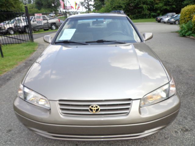 Toyota Camry 1999 photo 2