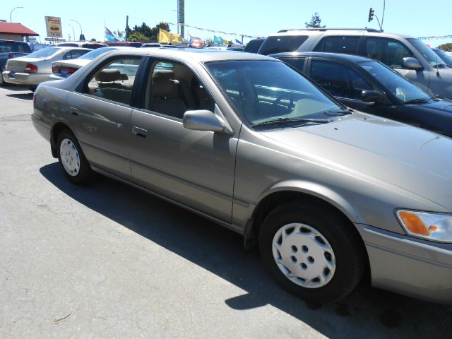 Toyota Camry 1999 photo 3